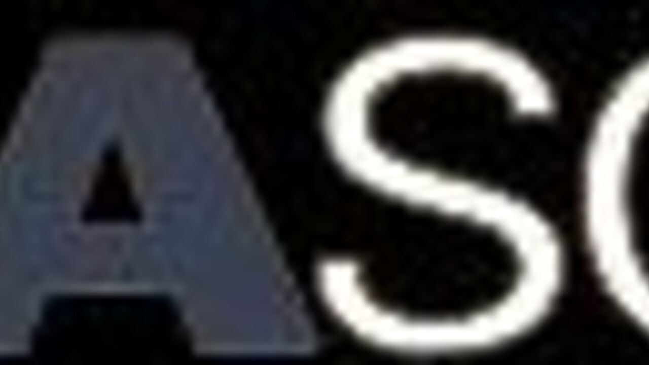 Get up close and personal with the scat, scatporn and scat women in this Oliver Reed-led POV video