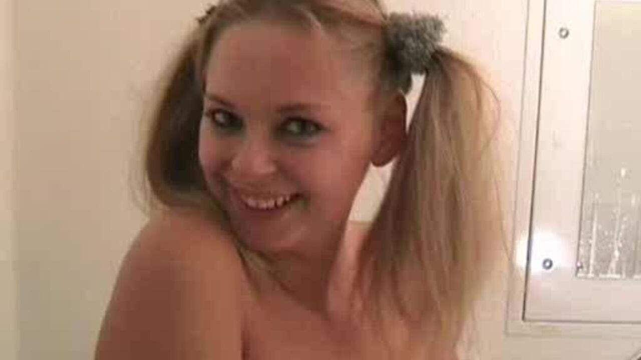 Blonde slut gets her pussy filled with warm jizz