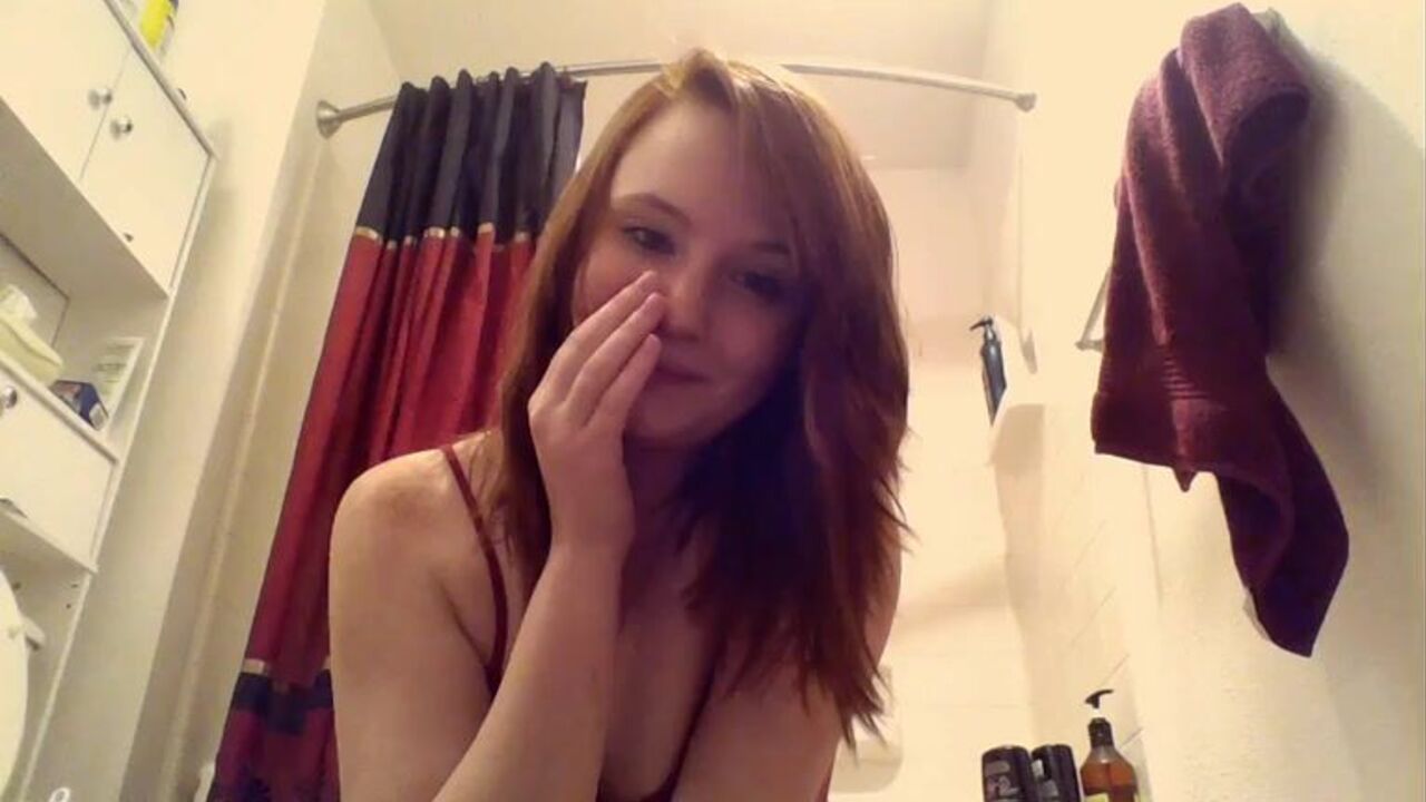 Watch this kinky cutie spread wide and take a hot load in her pussy