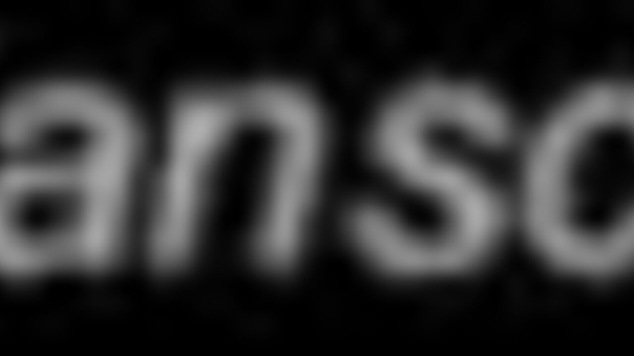 Lesbian Threesome: Scat, Stink, and Poop in a Gross Thirsty Threesome