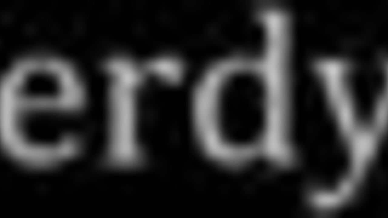 DirtyBetty & Sweetbetty get down and dirty in uncensored Russian scat porn video