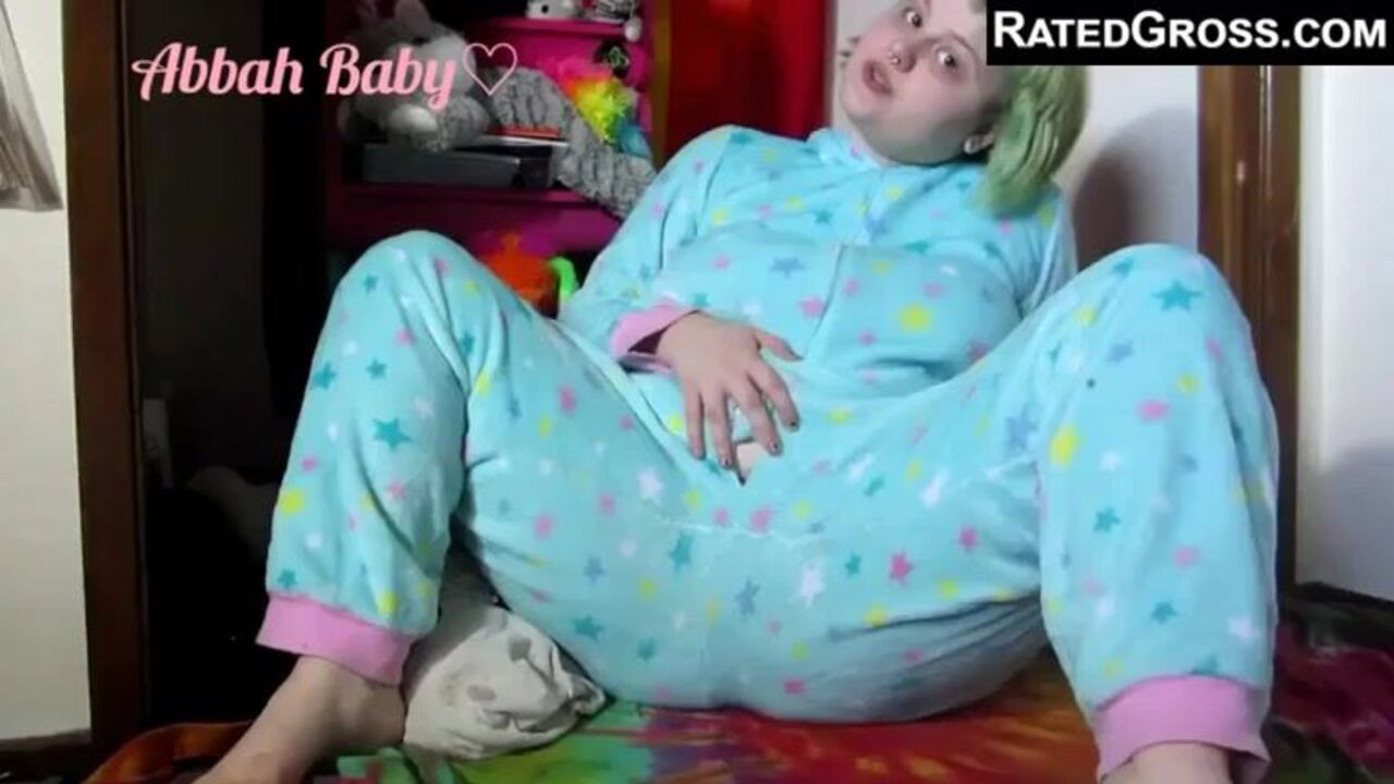 Watch scat porn with a kinky teddy bear and his kinky girlfriend