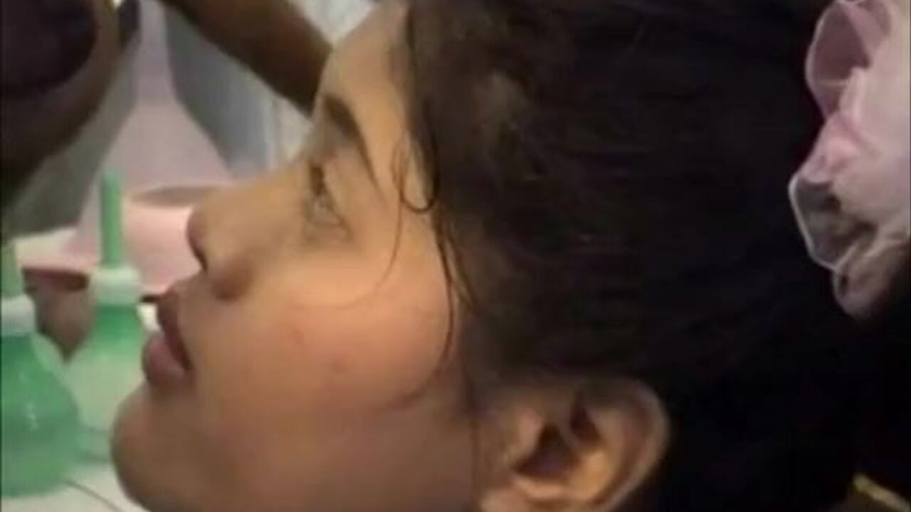 Watch this Asian slut get down and dirty with her own scat and make a mess!