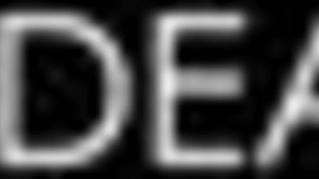 Watch this kinky slut take a filthy piss while getting her scat pounded