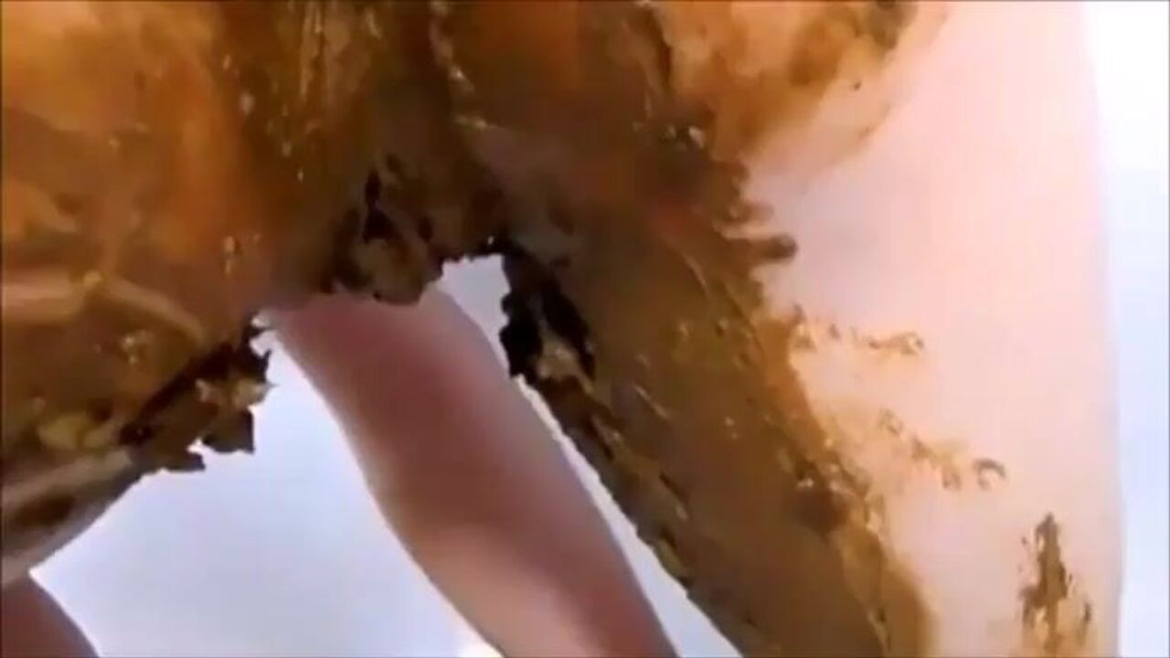 Watch this slutty girl get off with fisting, squirting and more!