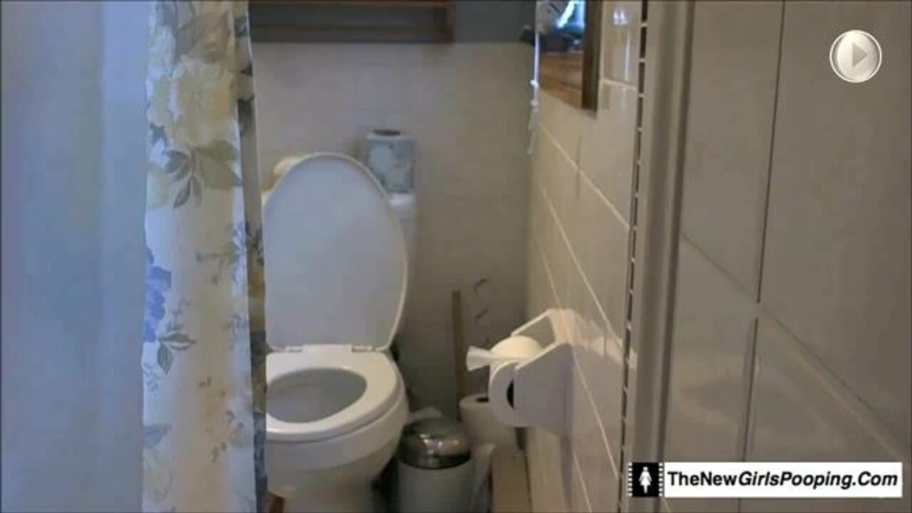 Watch these kinky slaves get their pussies stretched and farted while being dumped