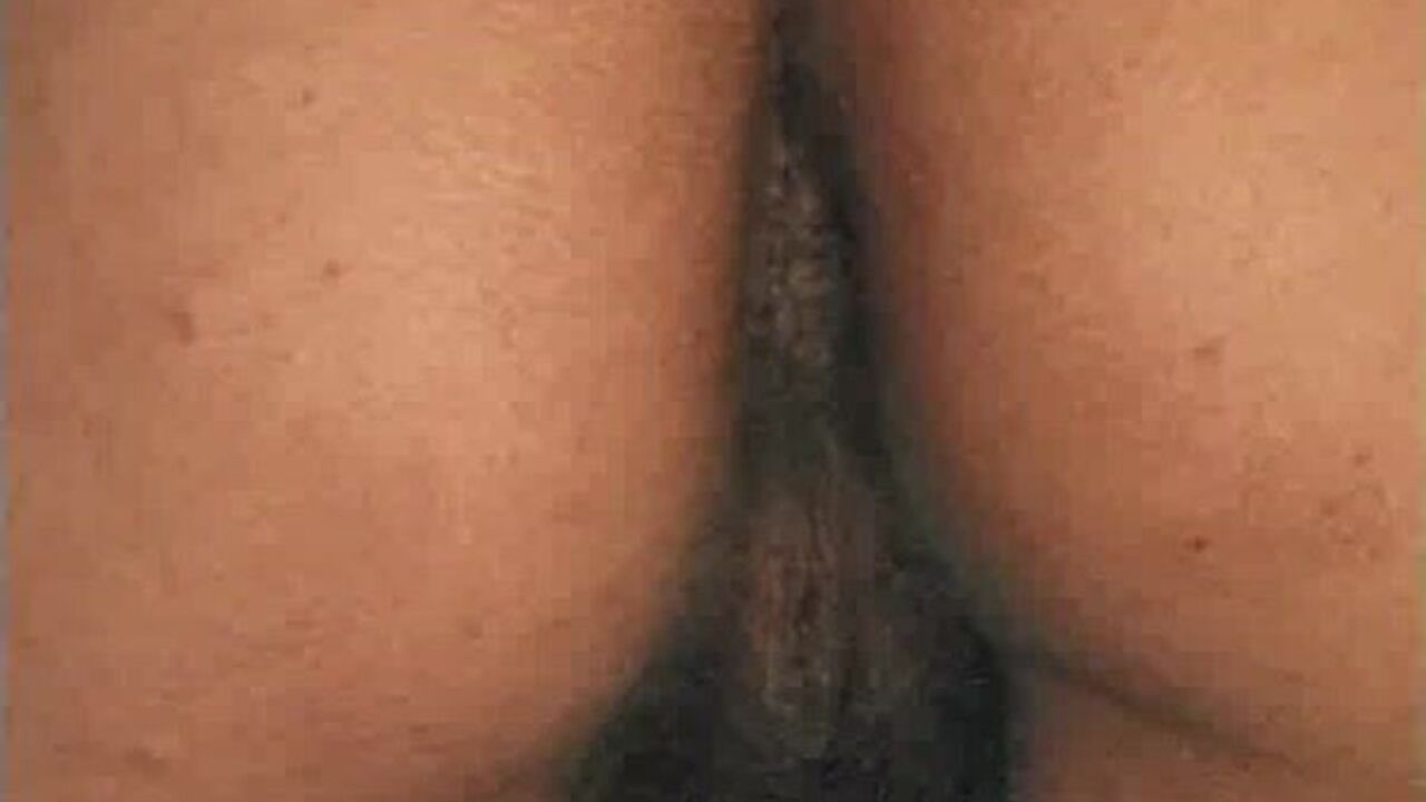 Pregnant slut gets her scat stuffed with pooped up cock