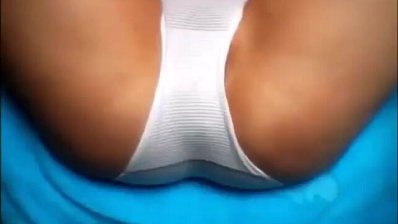 Watch this public slut get off with a wet and wild scat session