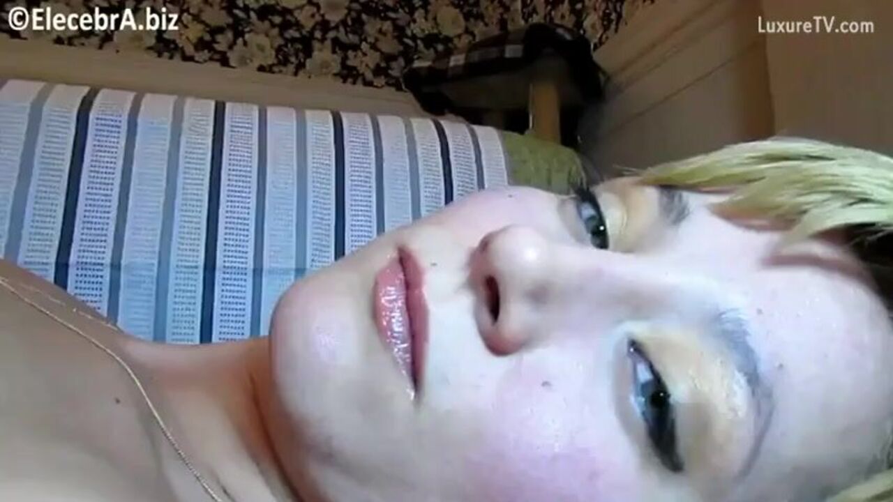 A Marriage I Want to Have: Piss, Farts, and a Kinky Drinking Session