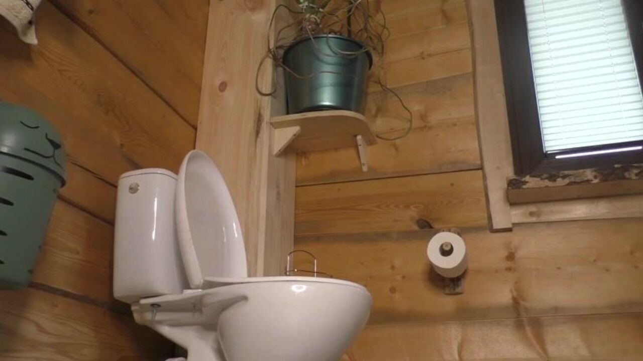 Get ready to be a scat slave for a quickie with a dirty porn video