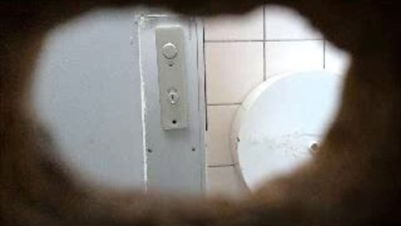 Get up close and personal with the scat of your dreams: Pret26-3