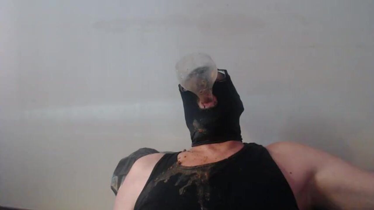 Watch me take a leak in my human toilet - Piss, pee, and more!