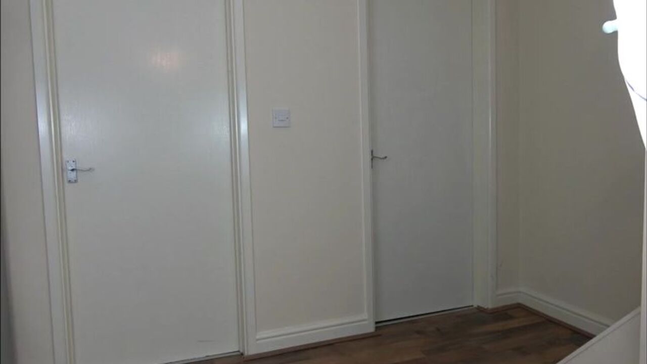 Watch White Stockings Poop in Hardcore Porn with Scat Girls