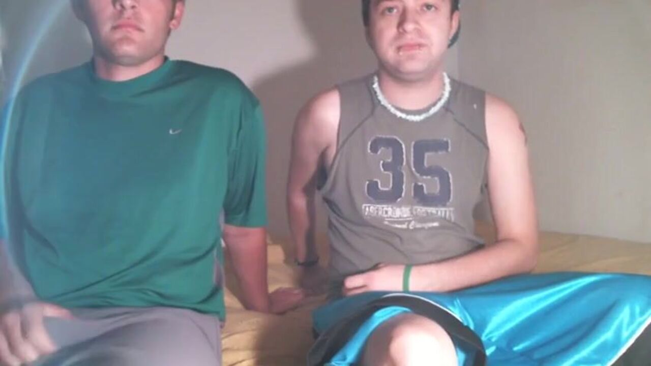 Messy scat porn: The skater dude's pal gets in on the action!