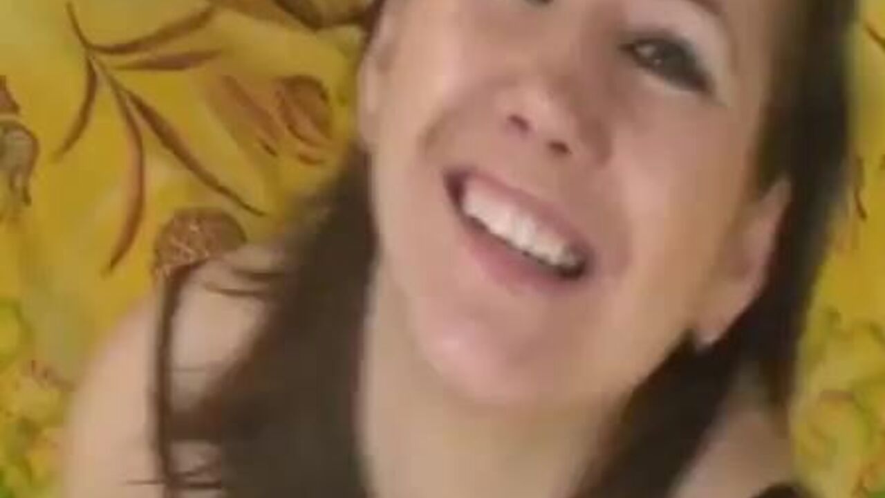 Watch this dirty scat compilation with a variety of scat girls getting off