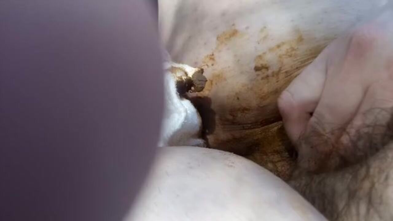 Scat porn slaves get off on getting their pussies drilled on Sunday