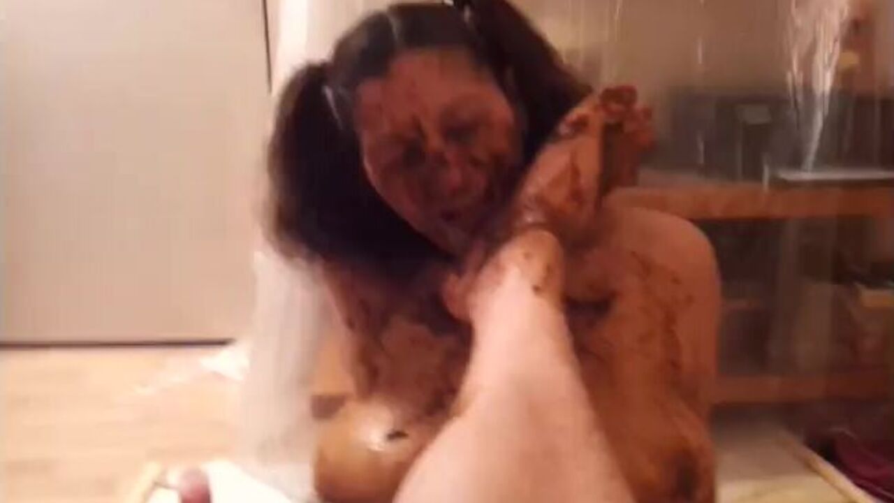 Mr. Fog & Elle's filthy homemade fetish video - Concombre bon pour la santé 101