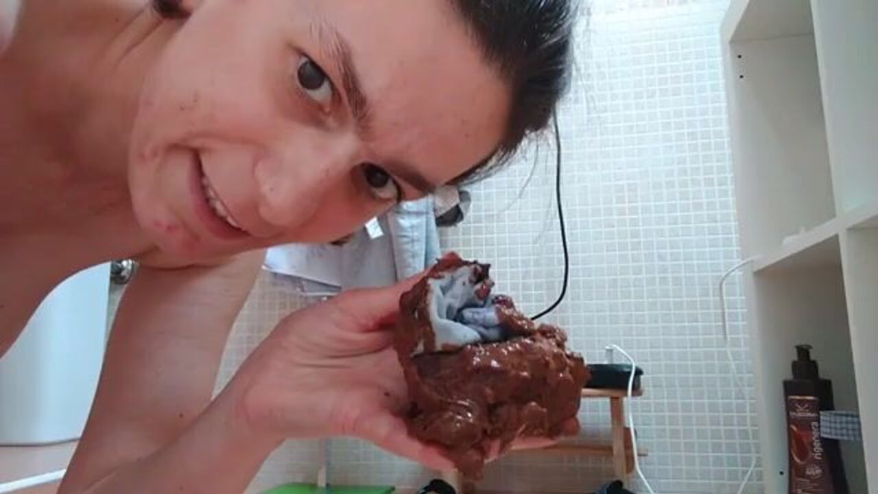 Scat porn videos with a filthy Merde - Merde's fetish for scat porn