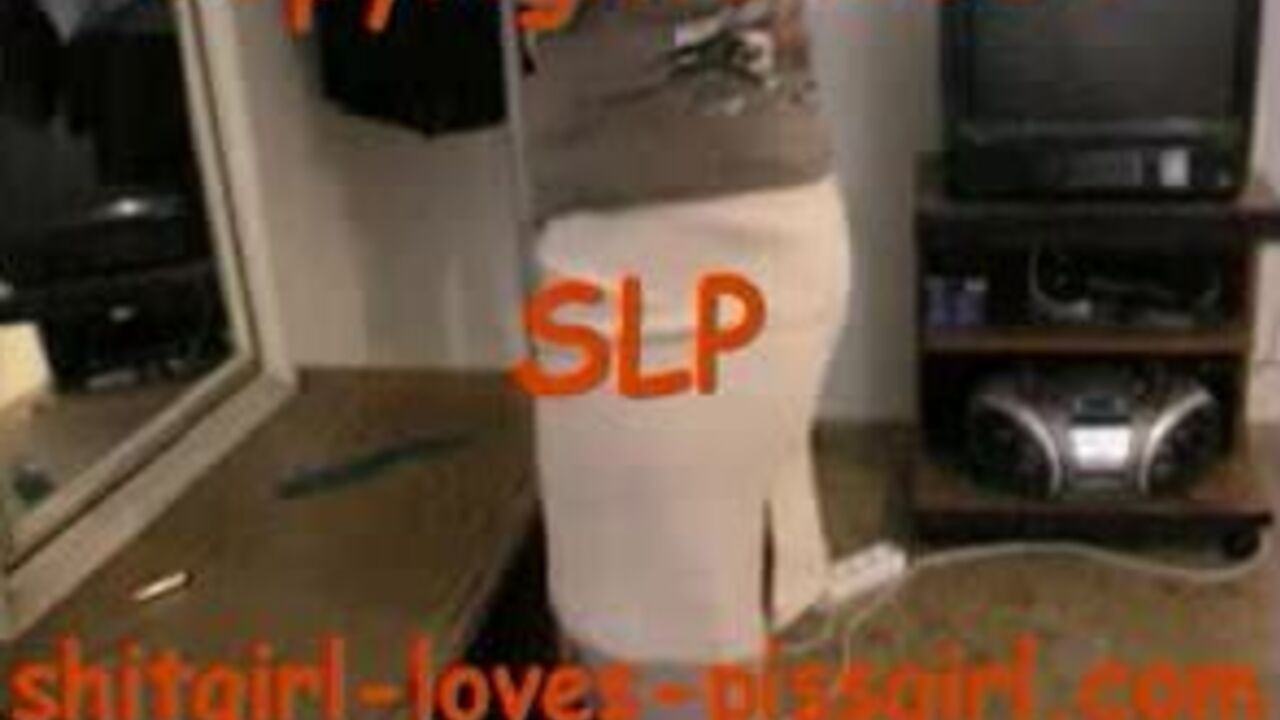 Marina gets off with a wild scat in her panty