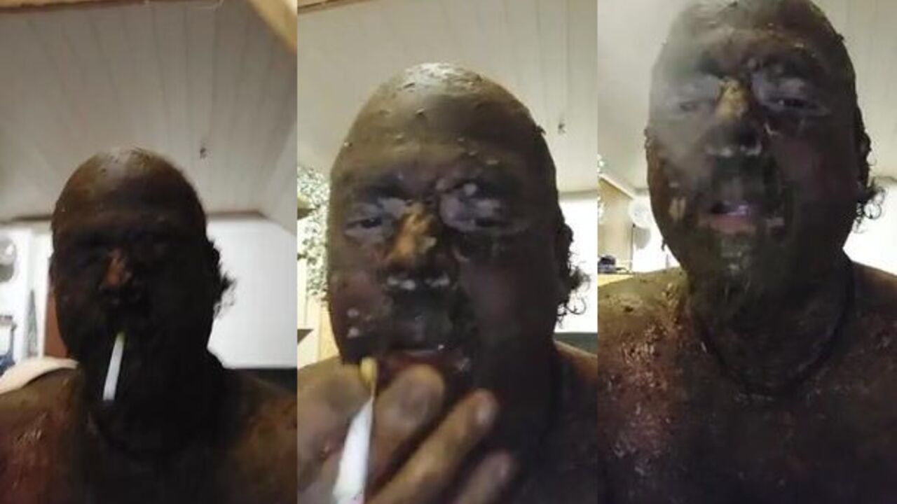 Homemakers get kinky with scatting and licking in the dark