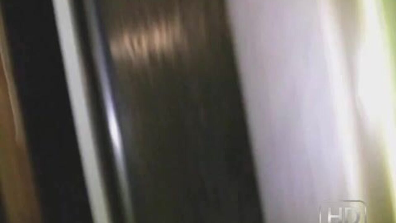 Watch this kinky night girl get a scat-fueled orgasm in her first time on camera!