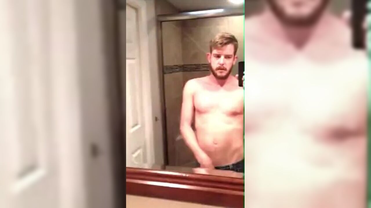 Lesbian scat porn: a filthy selfie with a lot of fucking and smearing