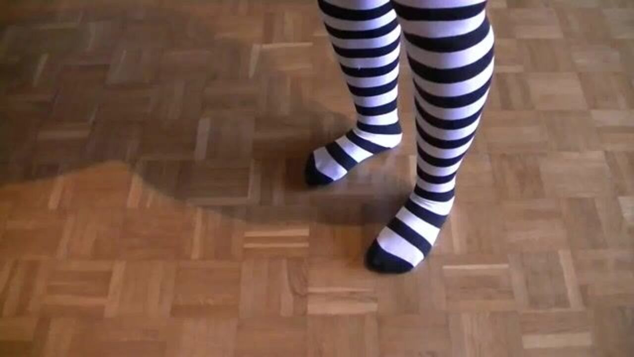 Solo scat porn: poop slave gets kinky with her master in hot solo action