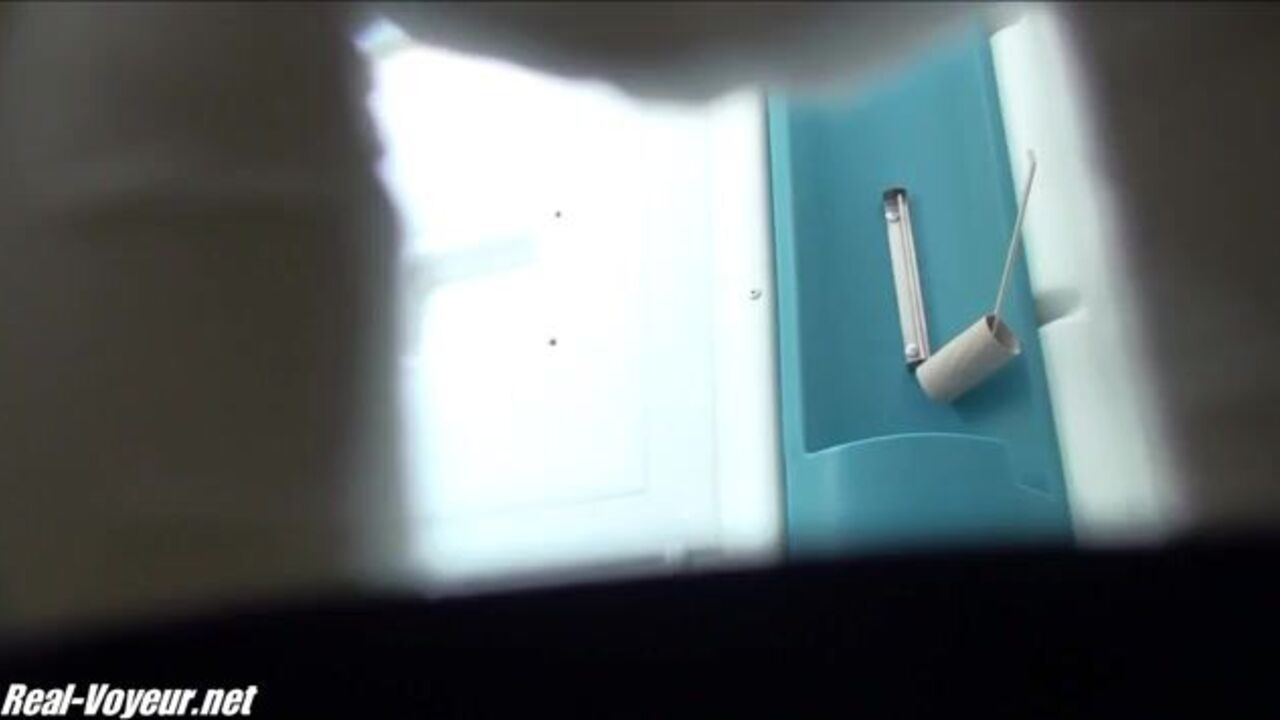 Sweet scat girl gets a little bit longer than she bargained for