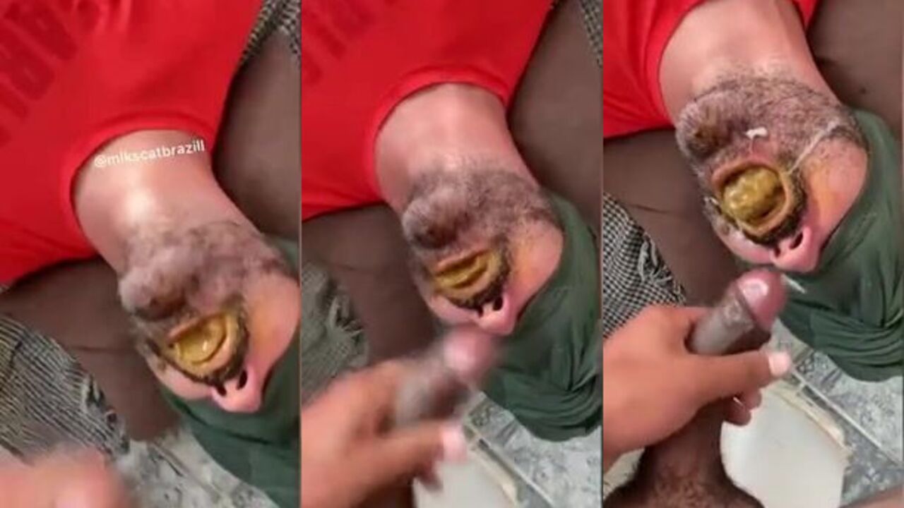 Watch this scat porn video of a guy getting a nasty mouthful of cum