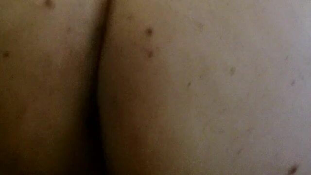 Watch this filthy scat porn video of a scat babe getting her holes drilled and reaming out with scat sex.