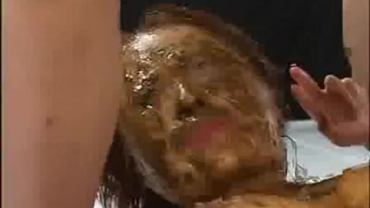 Watch this kinky Japanese slut scat in her own filth, taking it all the way