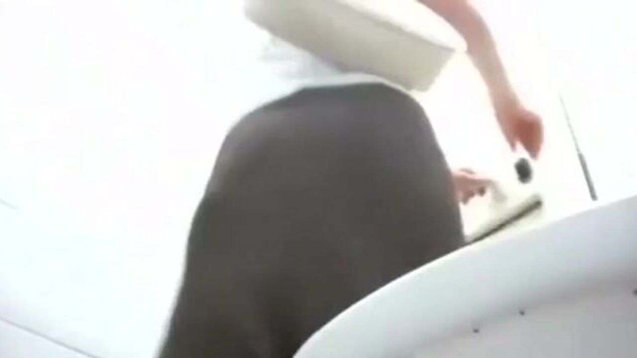 Watch this kinky scat porn video featuring a kinky scat girl getting off in her own filth