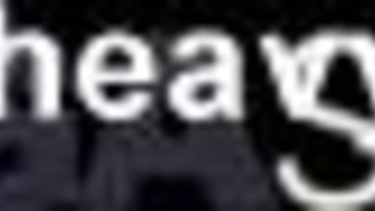 Watch this chubby chick scat & moan in extreme pooped-on sex tape