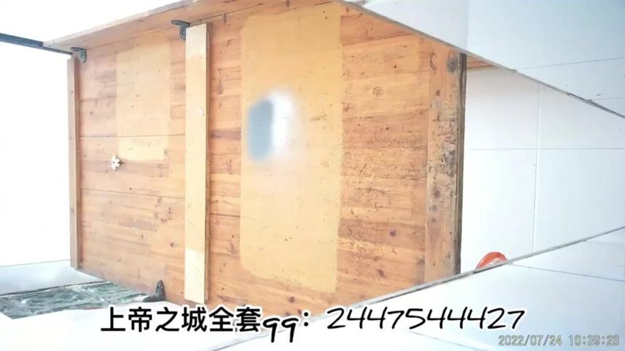 Watch this voyeuristic girl peeping on the toilet and getting off to a new level