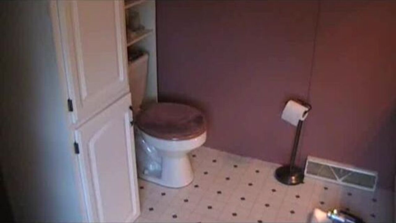 Office Stress The Run Began with a Scat Fetish